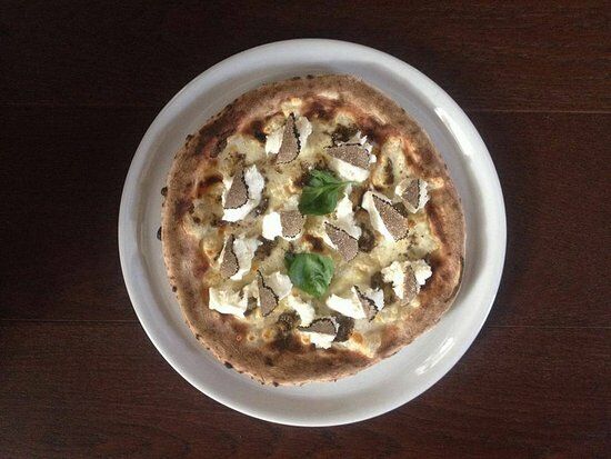Esperia Pizzeria