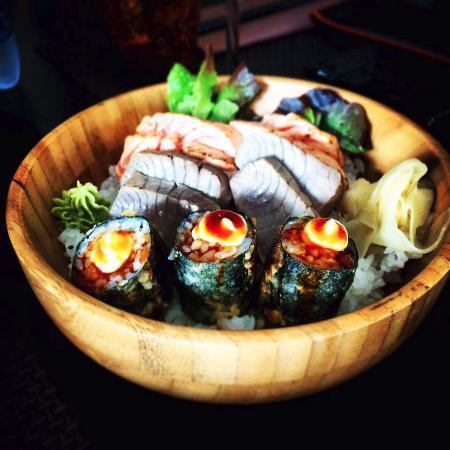Love's Sushi Bar