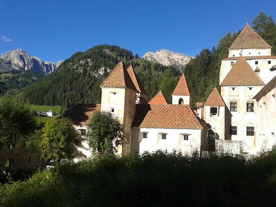 Castel Gardena