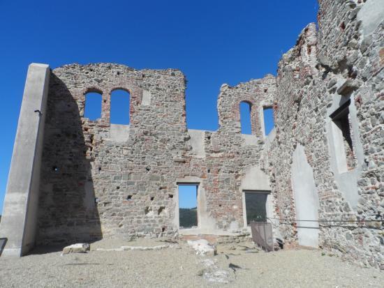 Castello dei Del Carretto