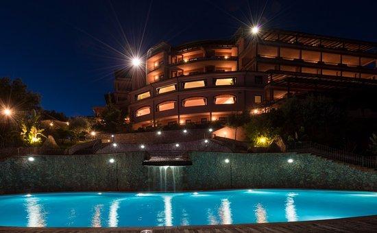 Residence Pietre Rosse e Ristorante Mondo Antico