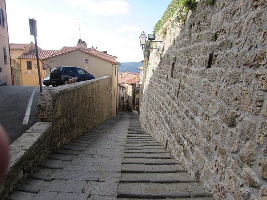 la porta alle Silici