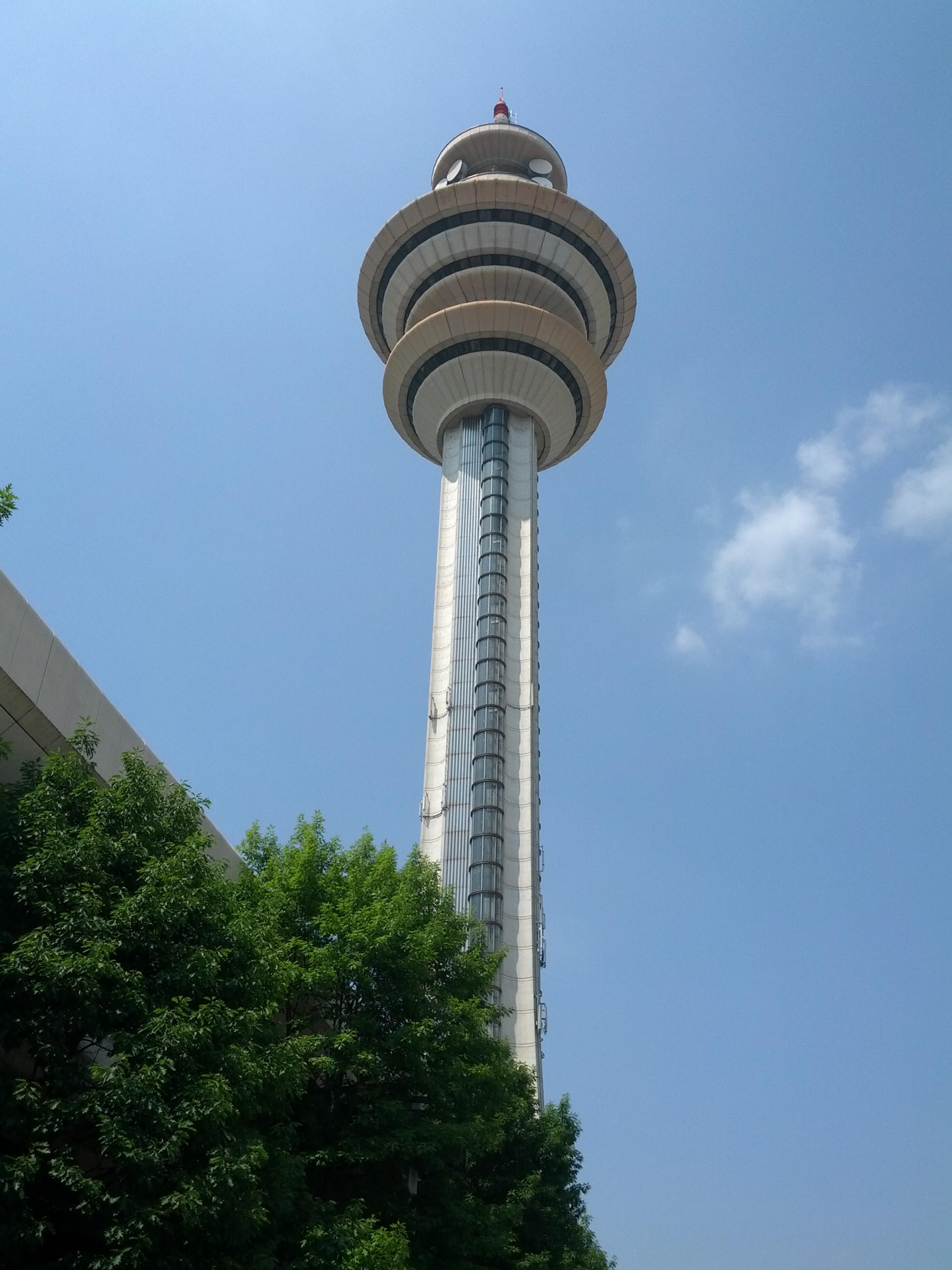 la Torre Telecom Italia