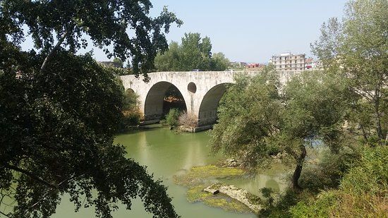 Porta di Capua o Torri di Federico II