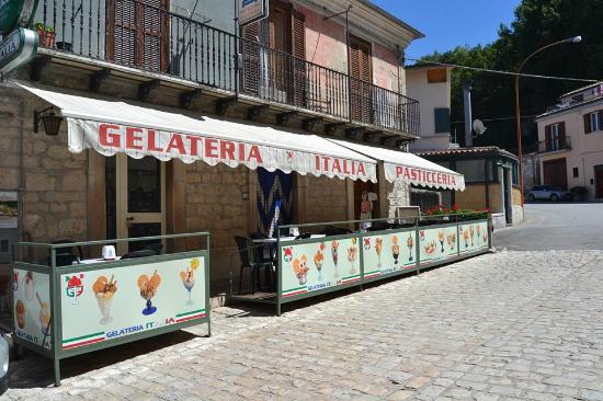 Bar Gelateria Italia