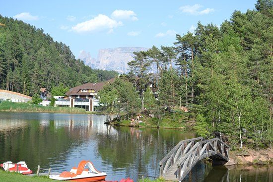 Lago di Costalovara