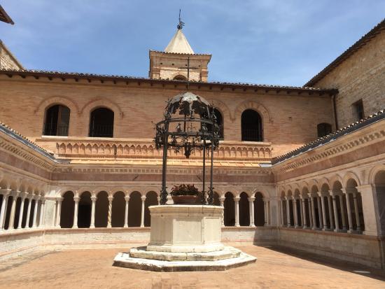 Abbazia di Sassovivo
